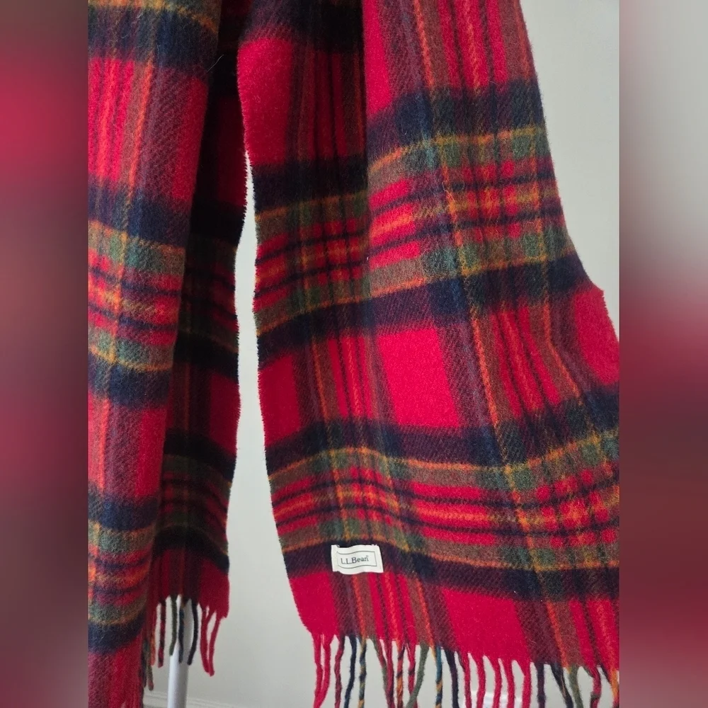 L.L.Bean Red Plaid Wool Scarf Sz.11×60in.